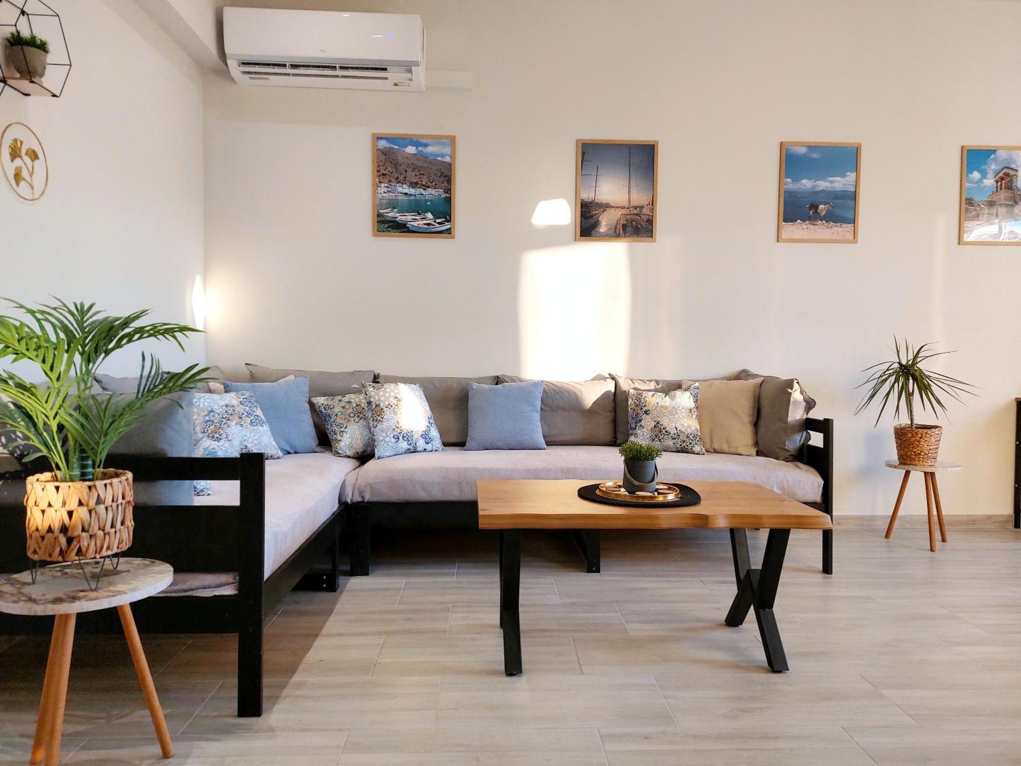 Holiday House Heraklion Deluxe Buitenkant foto